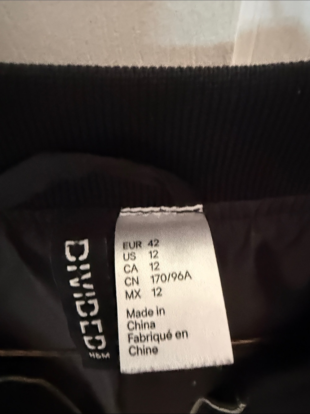 Forever 21 Black Quilted Bomber Jacket - Picture 2 of 5